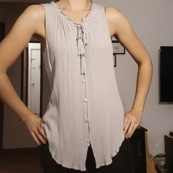 NWoT Spense Silver Gray Button Up Tank Top with Tassels - Picture 14 of 16